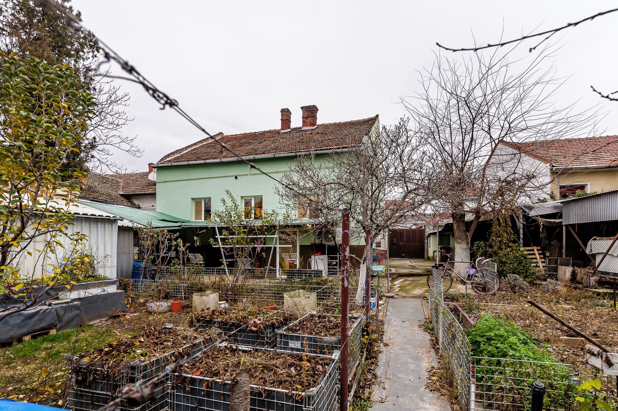 PREȚ REDUS! Casă cu teren de 750 mp, pe Malul Mureșului — fotografia 11