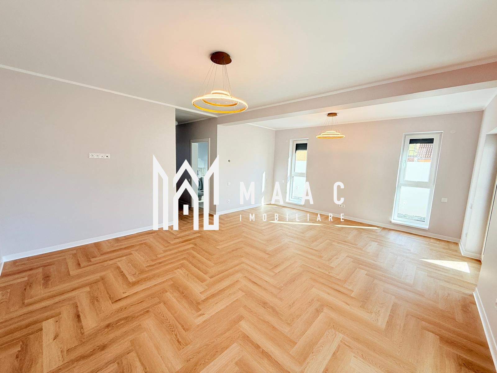 Casa individuala | 4 camere | La cheie | 644 MP | Selimbar