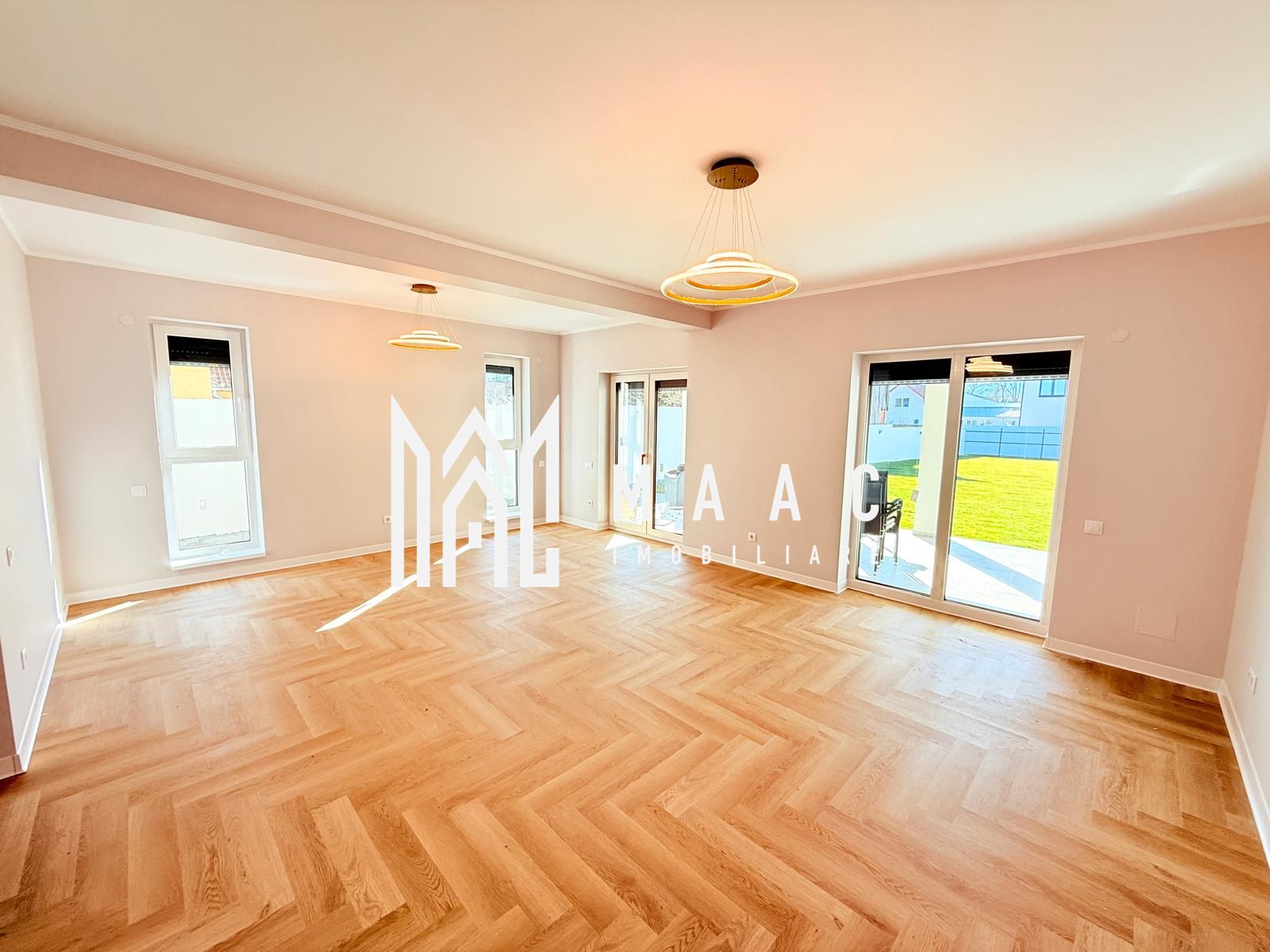 Casa individuala | 4 camere | La cheie | 644 MP | Selimbar — fotografia 8
