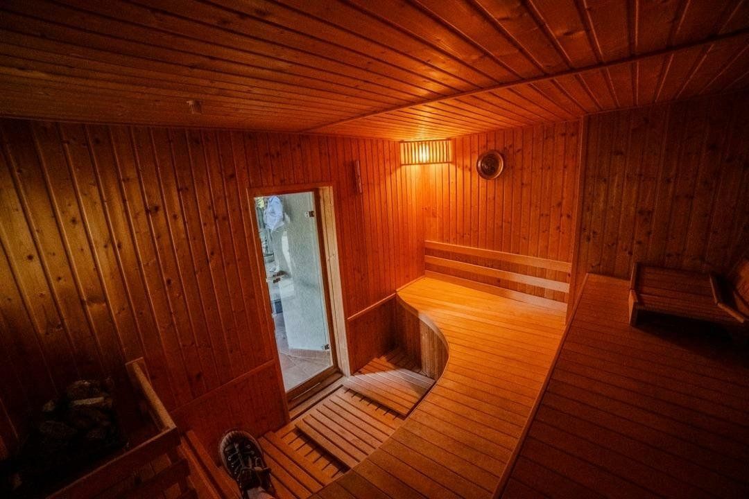 Vilă de excepţie centru Iaşi — fotografia 3