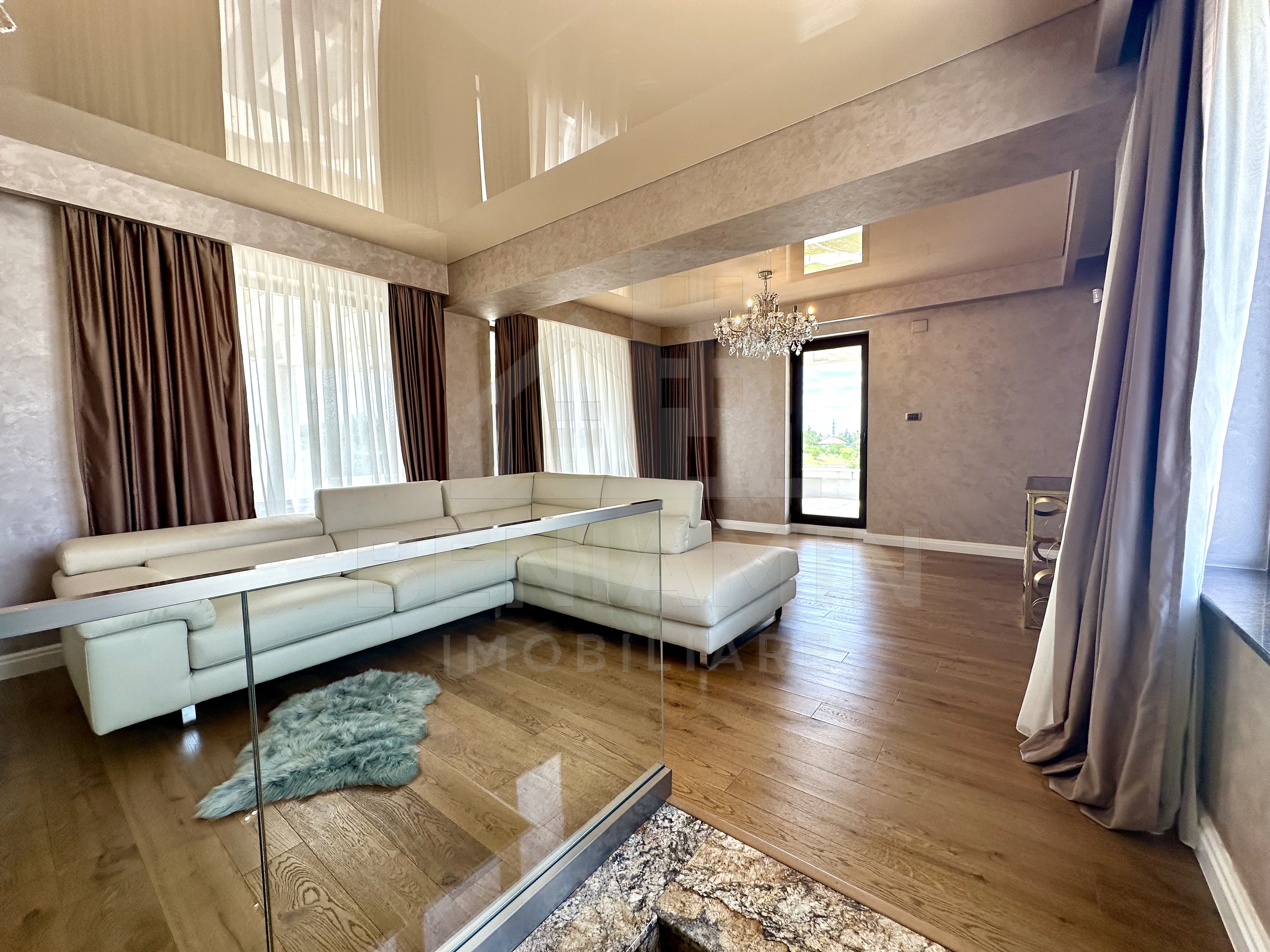 Vila impunatoare -Lux -Panoramic D+P+2 Hanul Doctorului 550mp util — fotografia 11