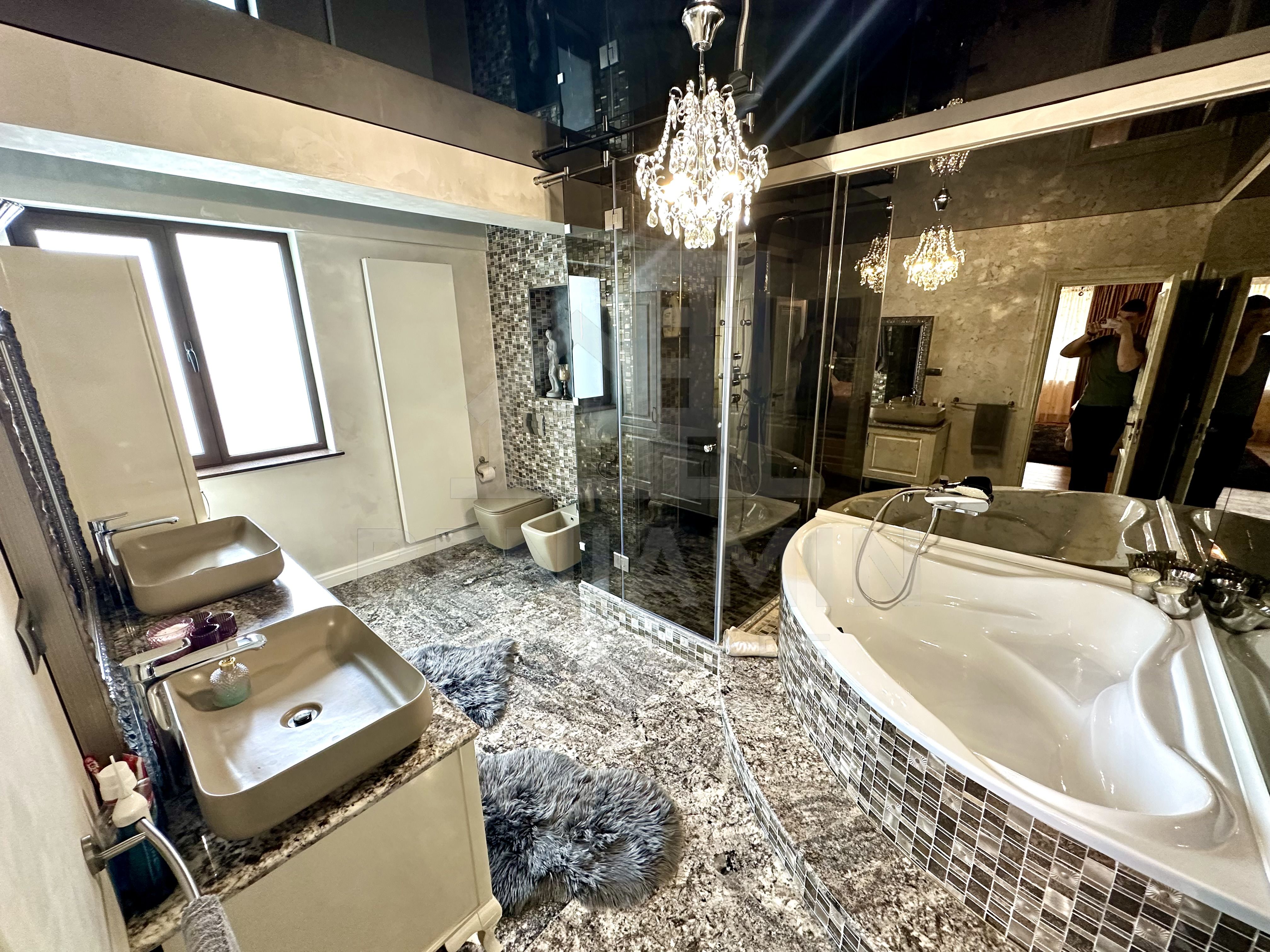 Vila impunatoare -Lux -Panoramic D+P+2 Hanul Doctorului 550mp util — fotografia 7