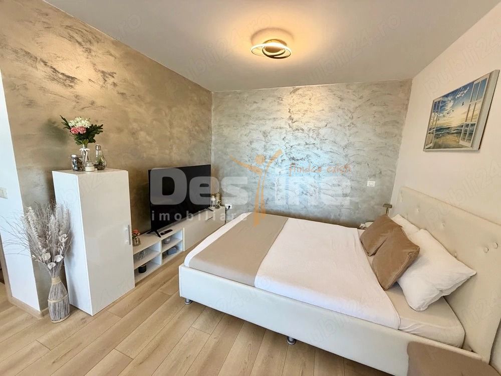 Studio | 39 mp | TopCity | 115.000 € — fotografia 2
