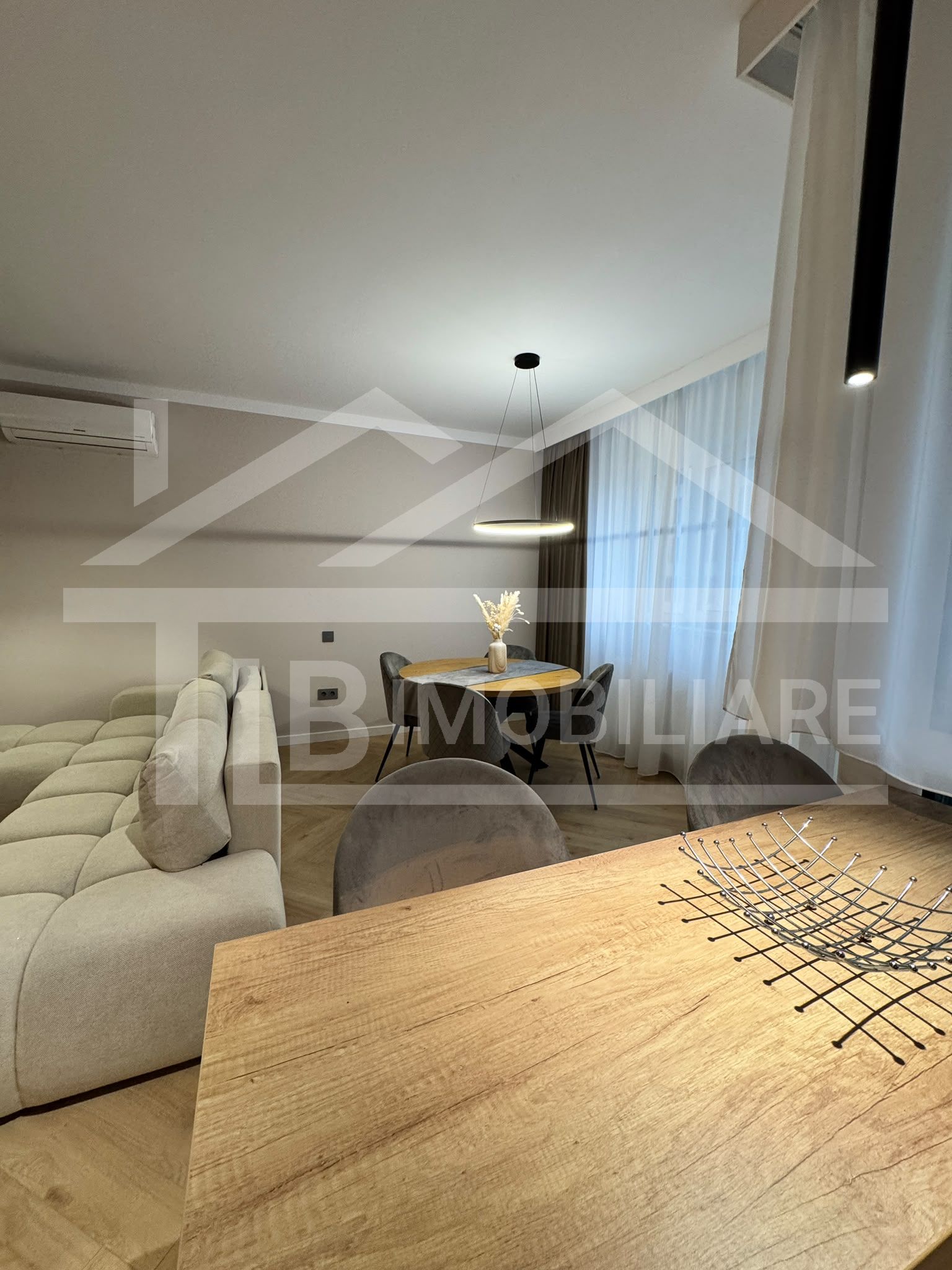 Apartament cu 2 camere, 60mp, parcare, Zona Concept 9 — fotografia 4
