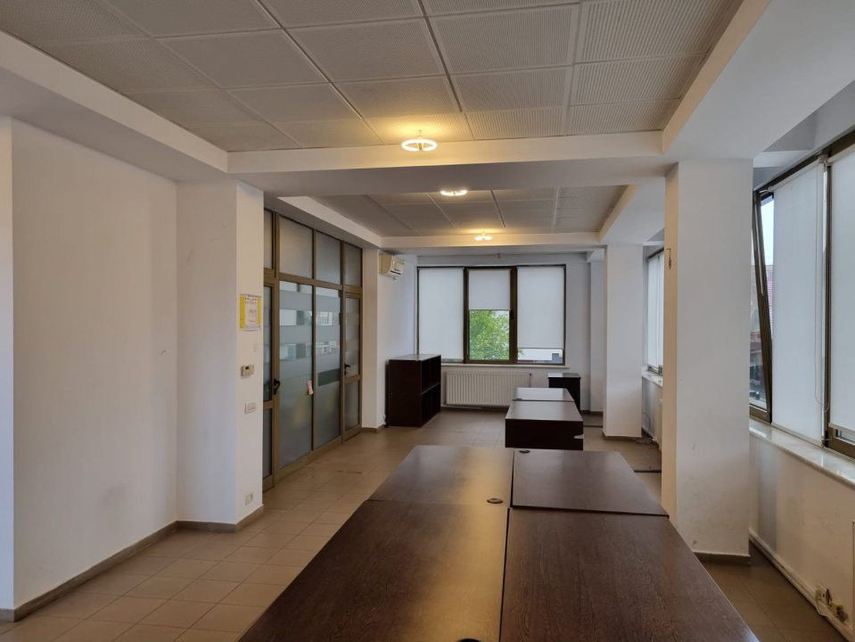 Spatiu birouri  etaj 1 de inchiriat 70mpu open space Calea Dumbravii — fotografia 5