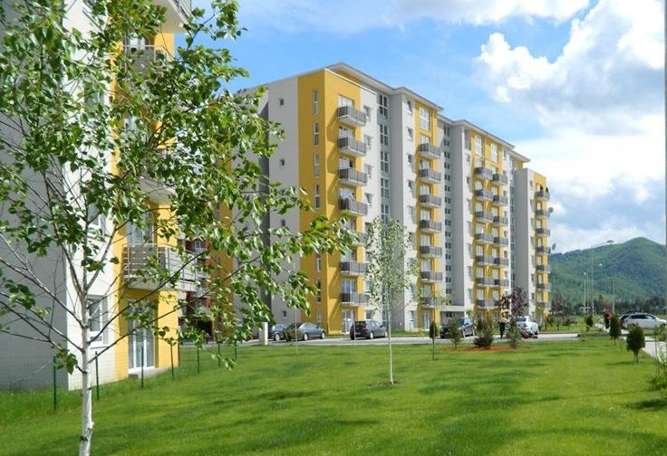 2 camere luminos cu parcare și boxă deal pentru locuire sau investiție — fotografia 2