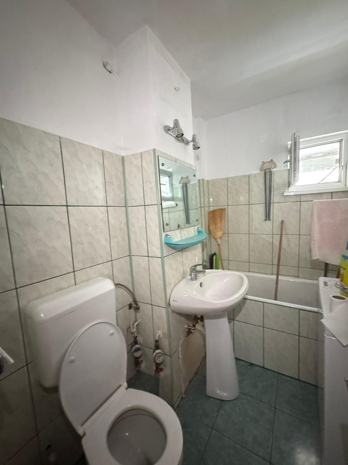 Vanzare Apartament 2 Camere Zona Tei — fotografia 5