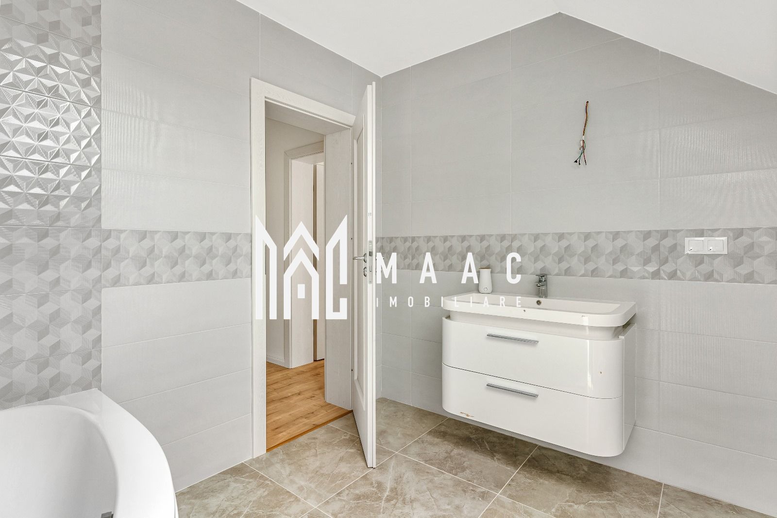 Casa 5 camere | Moderna | Teren 1036 MP | Tocile — fotografia 16