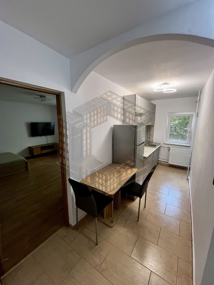 Apartament cu 2 camere, decomandat, etajul 1, de vanzare, Medicina — fotografia 3