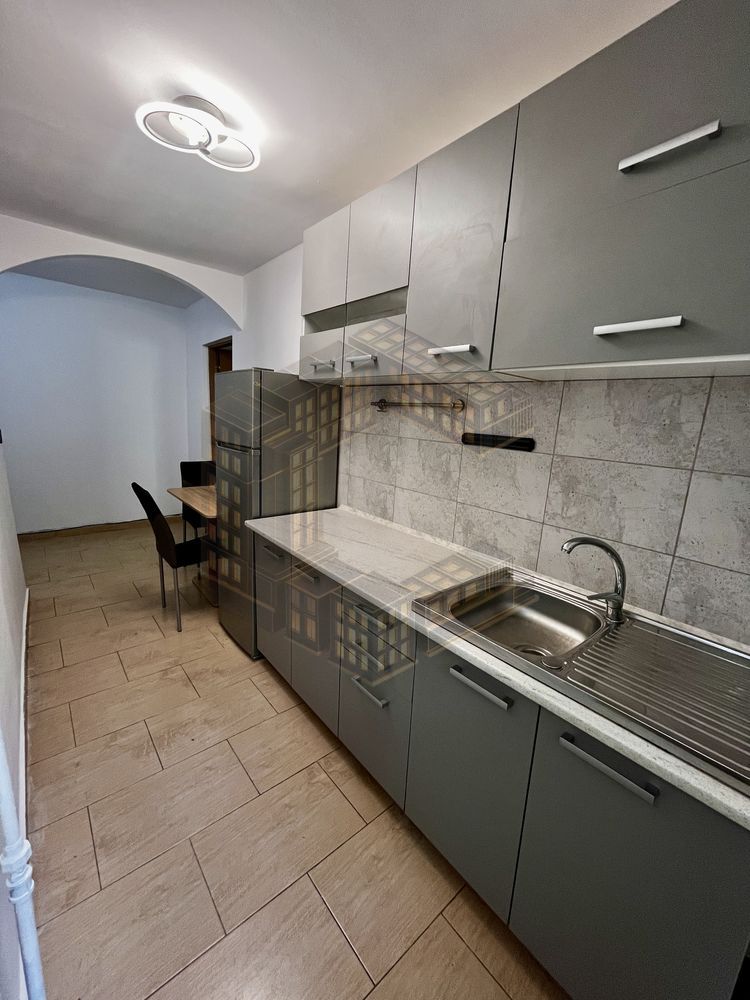 Apartament cu 2 camere, decomandat, etajul 1, de vanzare, Medicina — fotografia 5