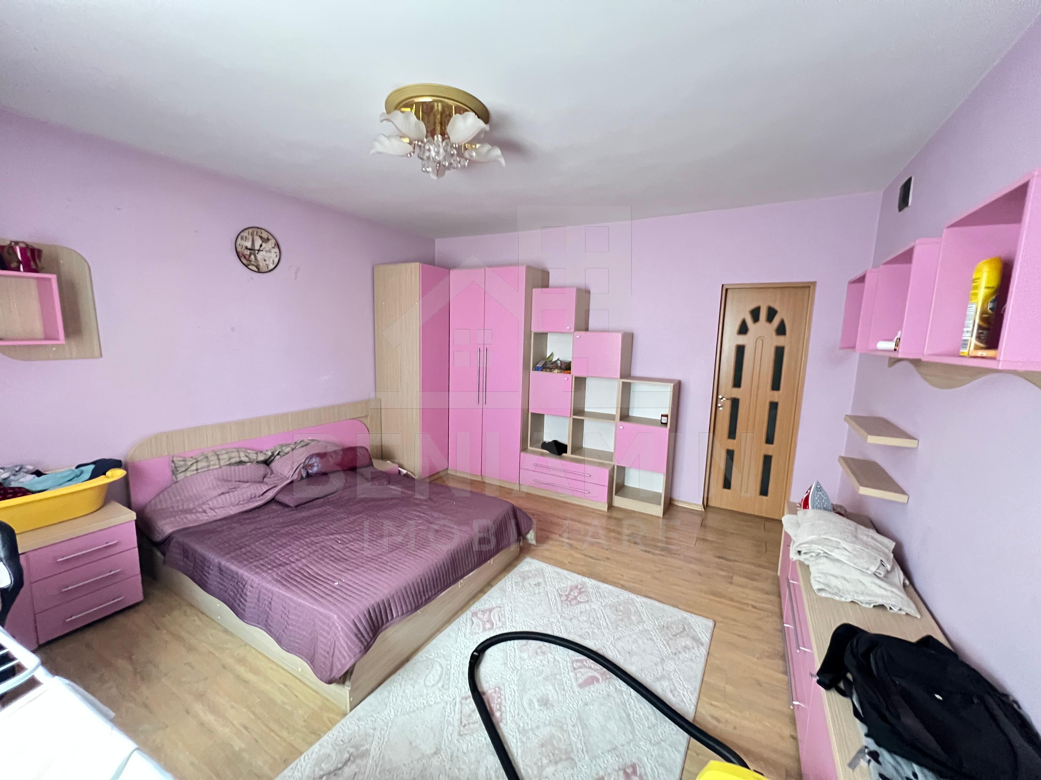 De-Vanzare-Case-16-Camere-400mp-Utili-1100mp-Teren-Sacele-Brasov — fotografia 5