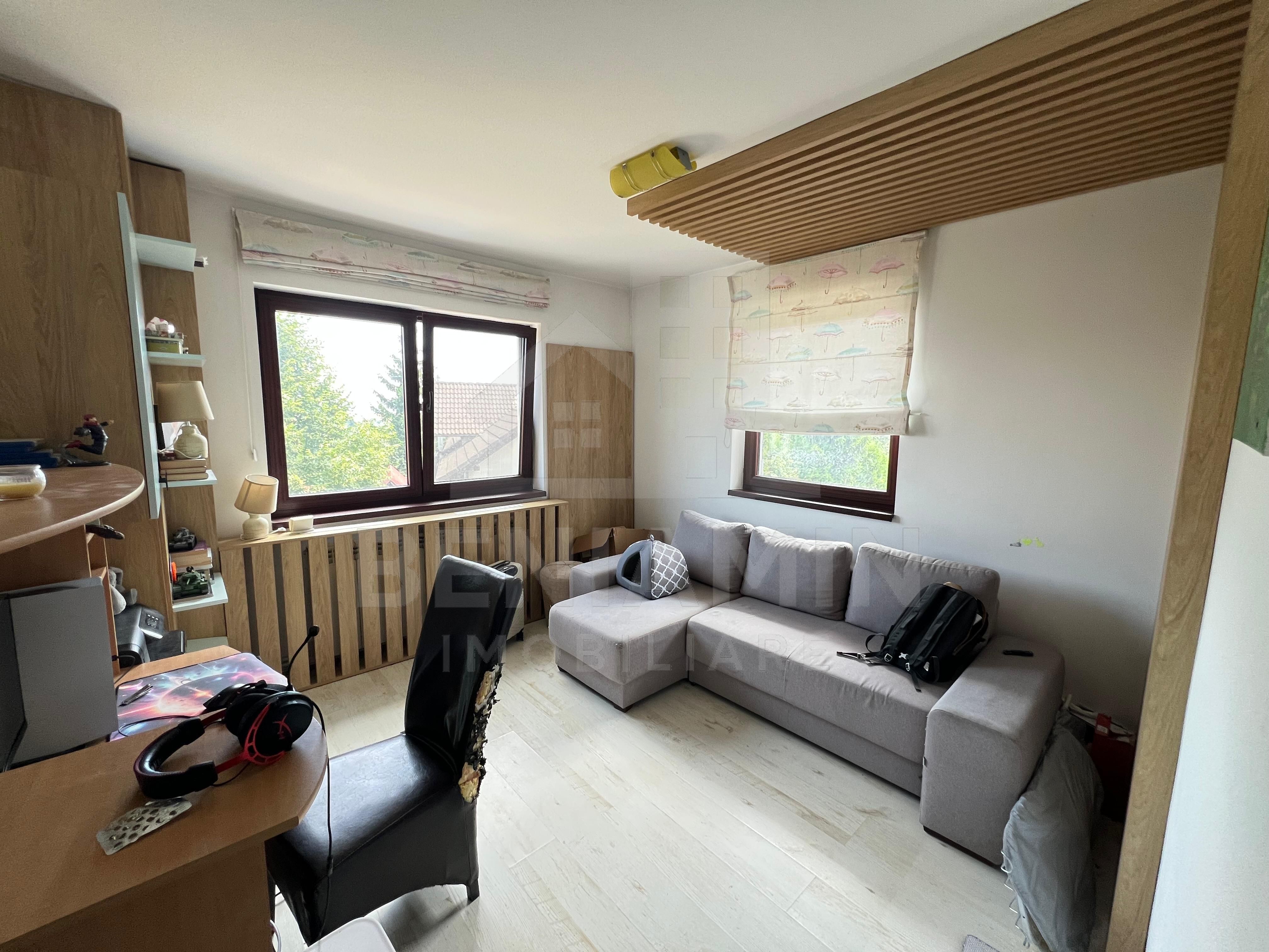 De-Vanzare-Case-16-Camere-400mp-Utili-1100mp-Teren-Sacele-Brasov — fotografia 6