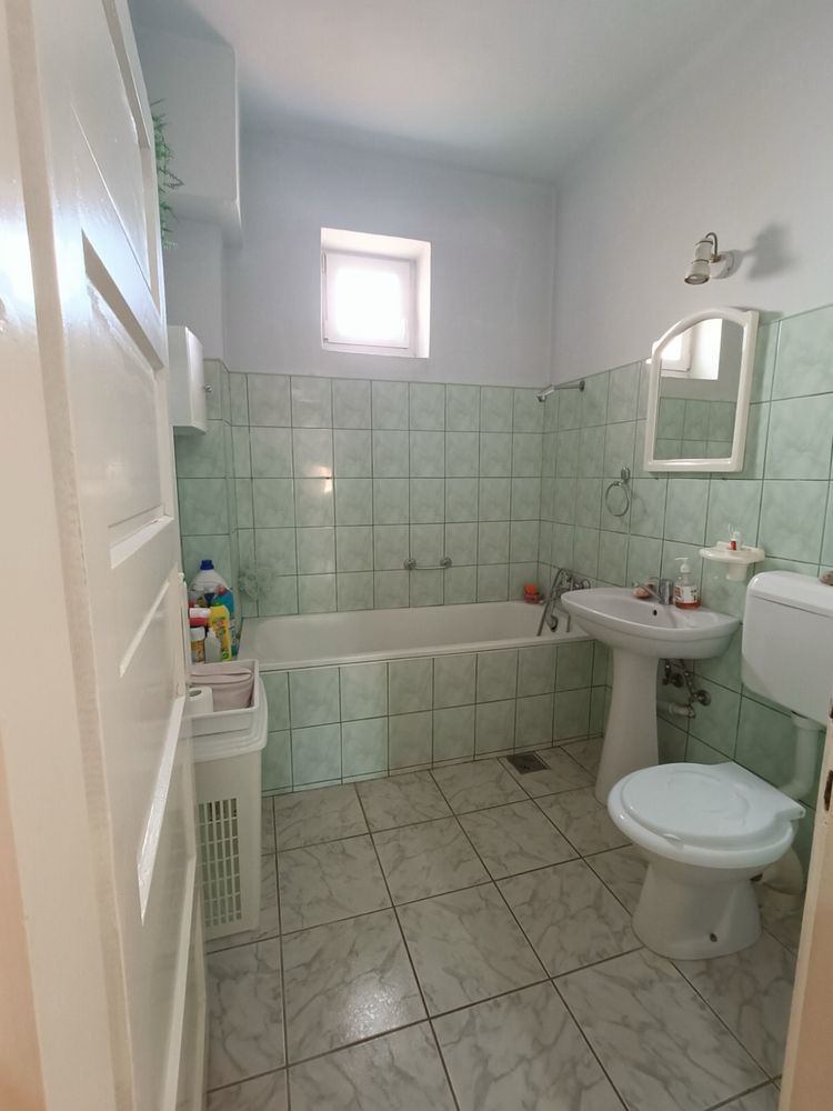 BRASADAS vinde casa 3 cam DUPLEX intrare separată. — fotografia 5