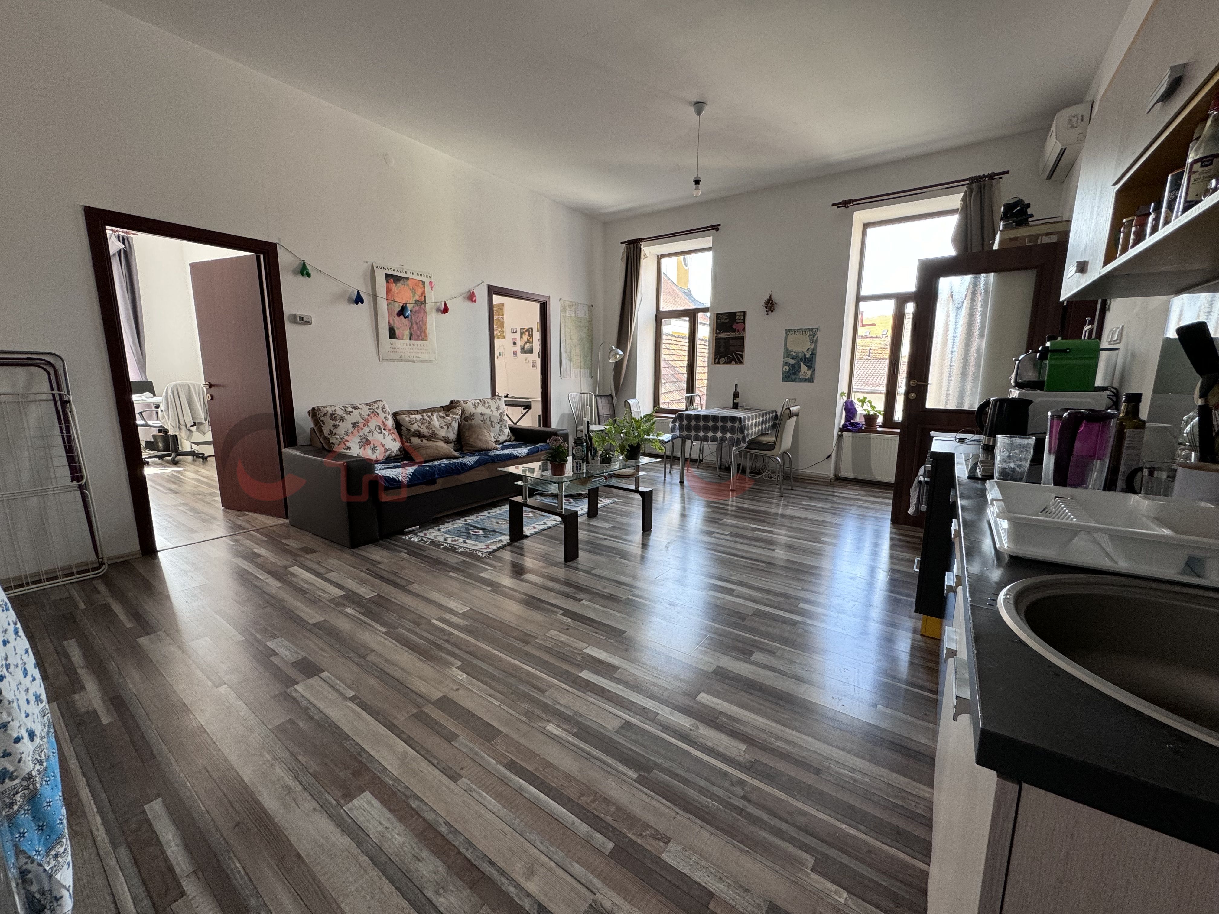 Ultracentral! Bulevardul Eroilor , 4 camere, parcare! — fotografia 8