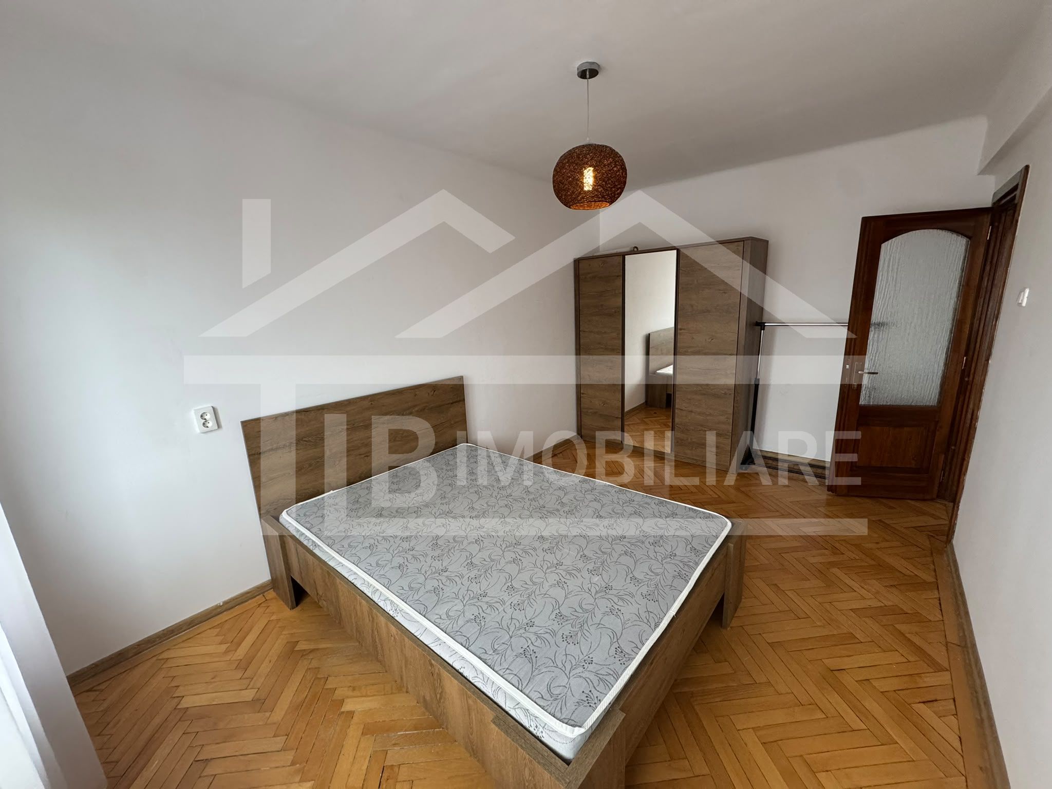 Apartament cu 2 camere, 46mp, Zona Ultracentral — fotografia 4