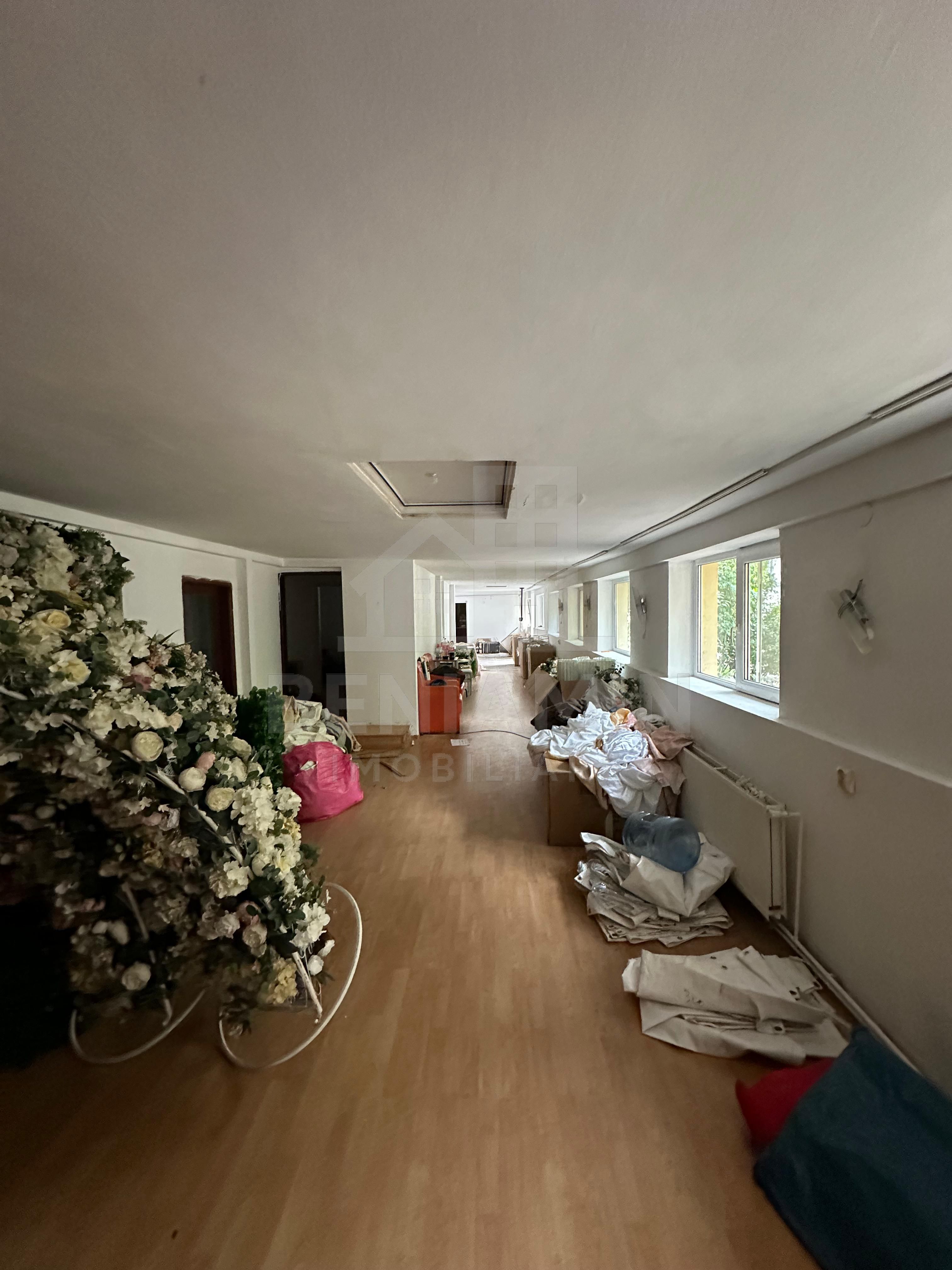 Casa P+M Ciuperca 615mp teren piscina deschidere 20ml disponibila — fotografia 3