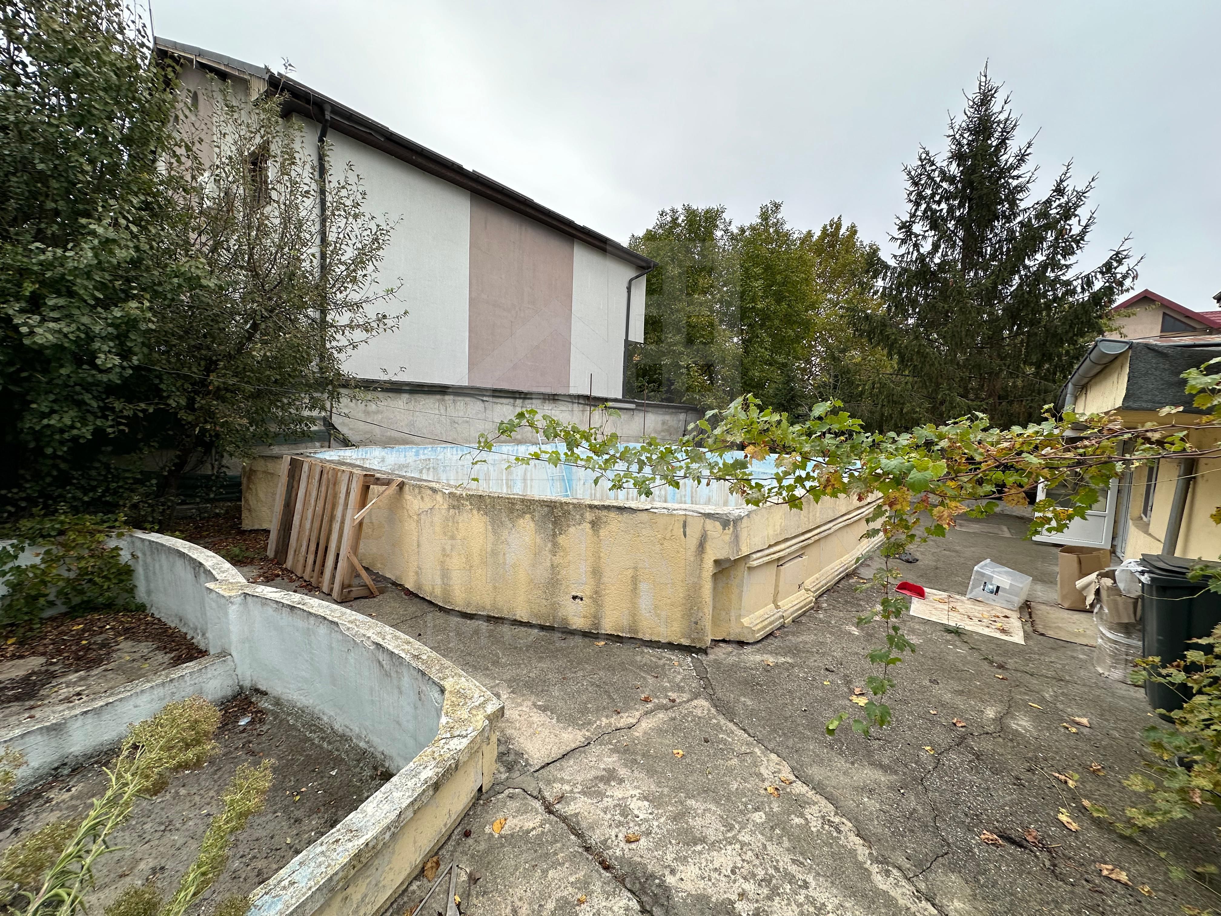 Casa P+M Ciuperca 615mp teren piscina deschidere 20ml disponibila — fotografia 4