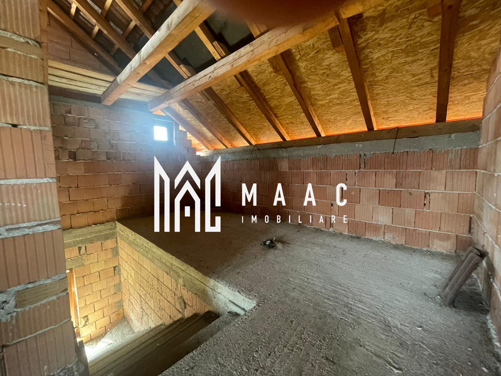 Casă 5 Camere | Individuala | 100 MPU | Cristian