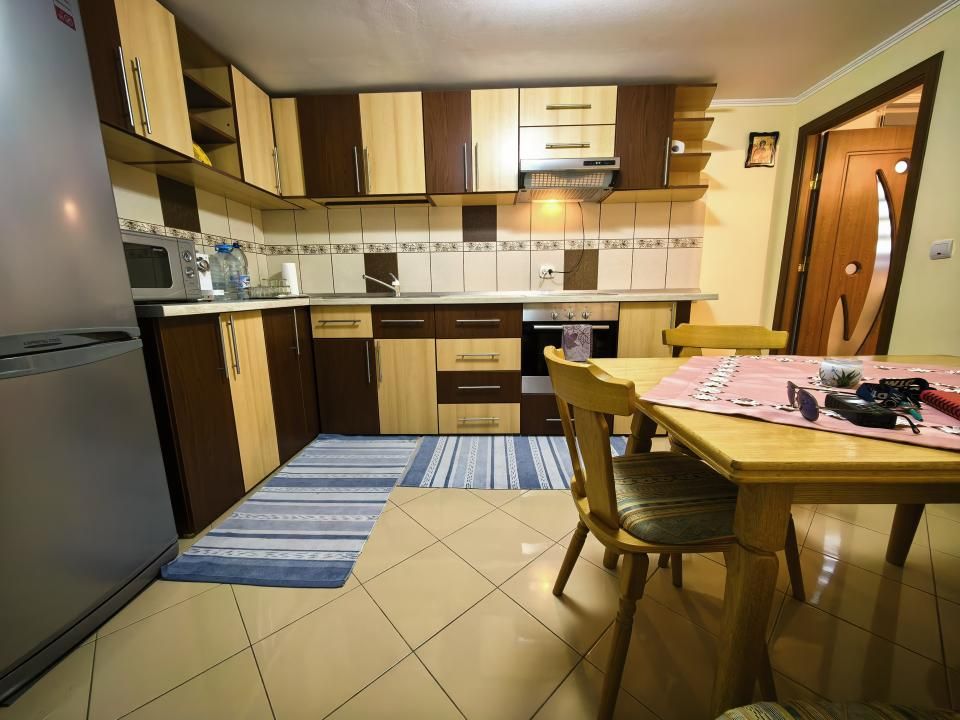 Casă individuală 4 camere 2 garaje 150 mp + anexa și gradina — fotografia 10