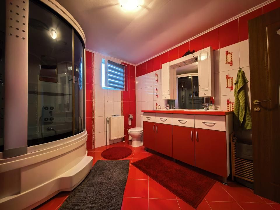 Casă individuală 4 camere 2 garaje 150 mp + anexa și gradina — fotografia 12