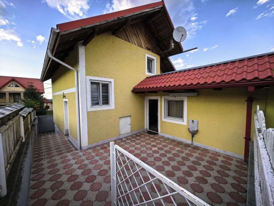 Casă individuală 4 camere 2 garaje 150 mp + anexa și gradina — fotografia 2