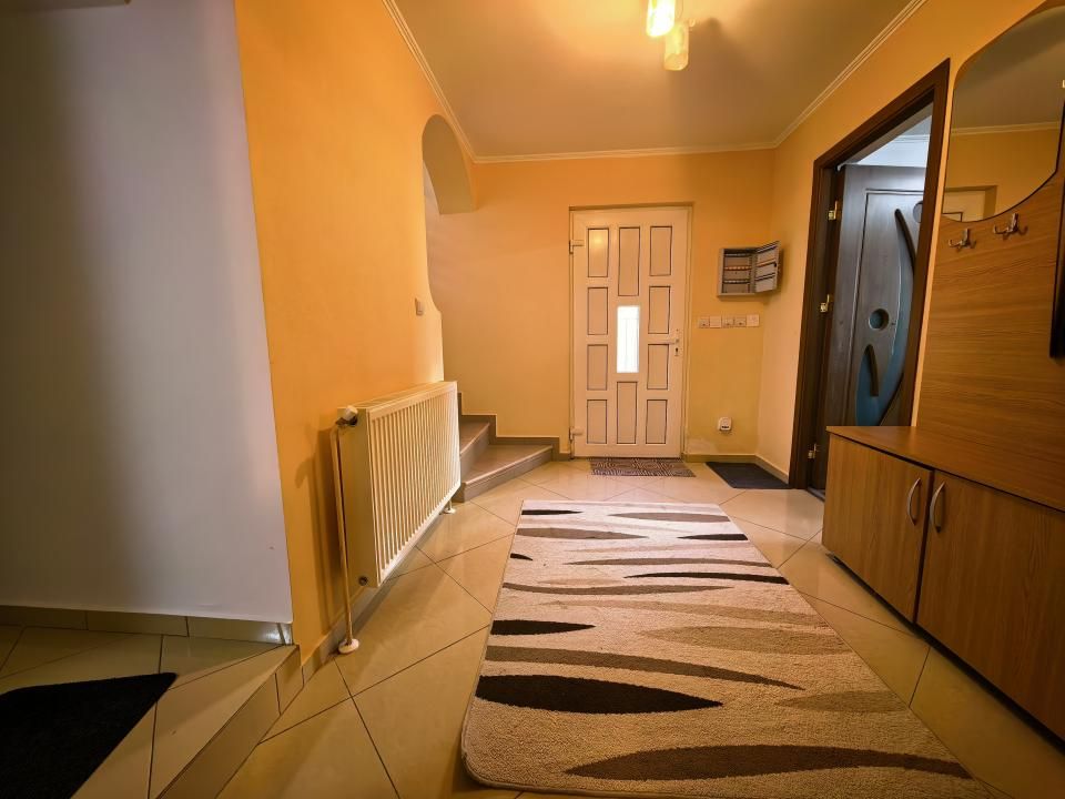 Casă individuală 4 camere 2 garaje 150 mp + anexa și gradina — fotografia 33