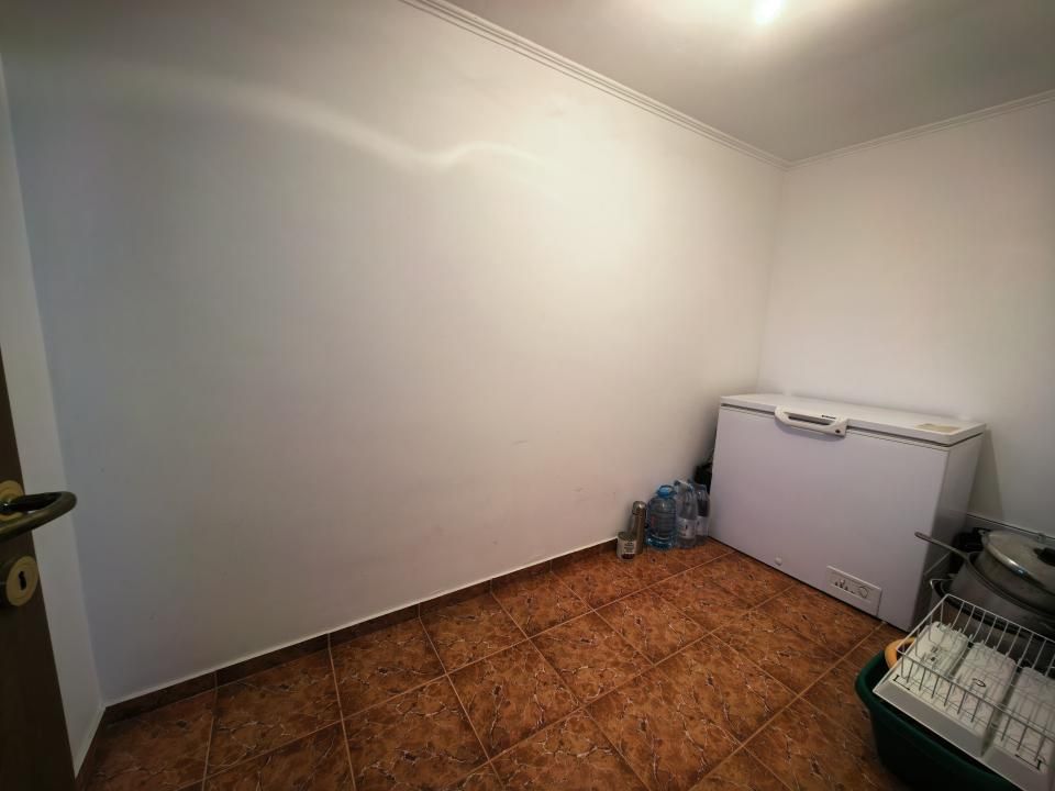 Casă individuală 4 camere 2 garaje 150 mp + anexa și gradina — fotografia 38