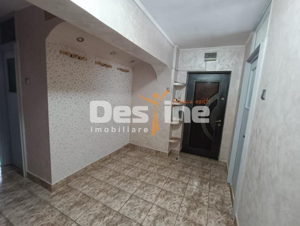 Apartament 3 camere, decomandat, metrou Dristor2 — fotografia 8