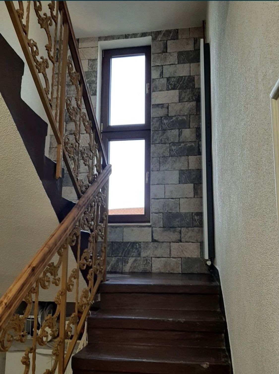 ageuropa.ro vinde casa P+2, duplex, zona Piata Mica — fotografia 4