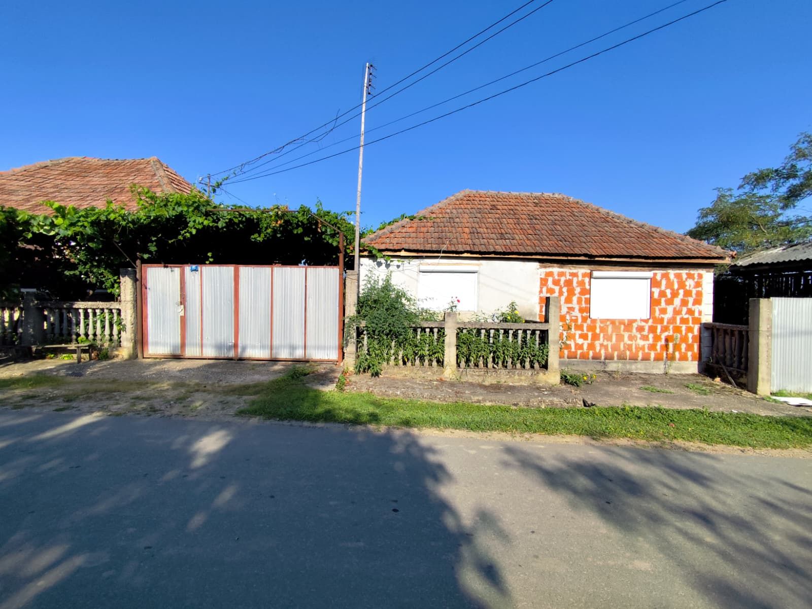 Casa la tara, Calea Mare, Bihor, teren mare, 2 intrari auto – vanzare — fotografia 19