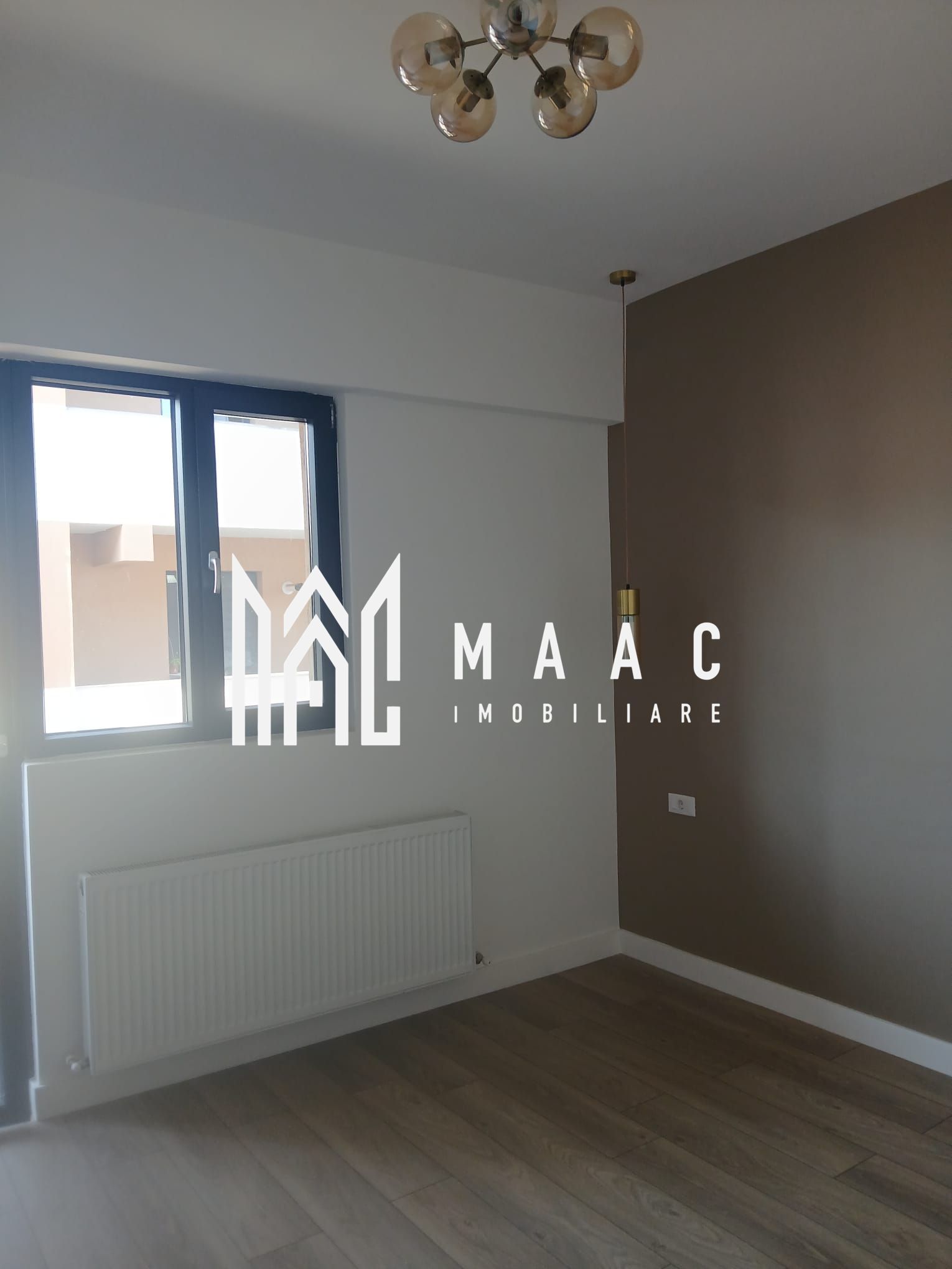 Apartament 2 camere de vânzare | Râmnicu Vâlcea | Parcare