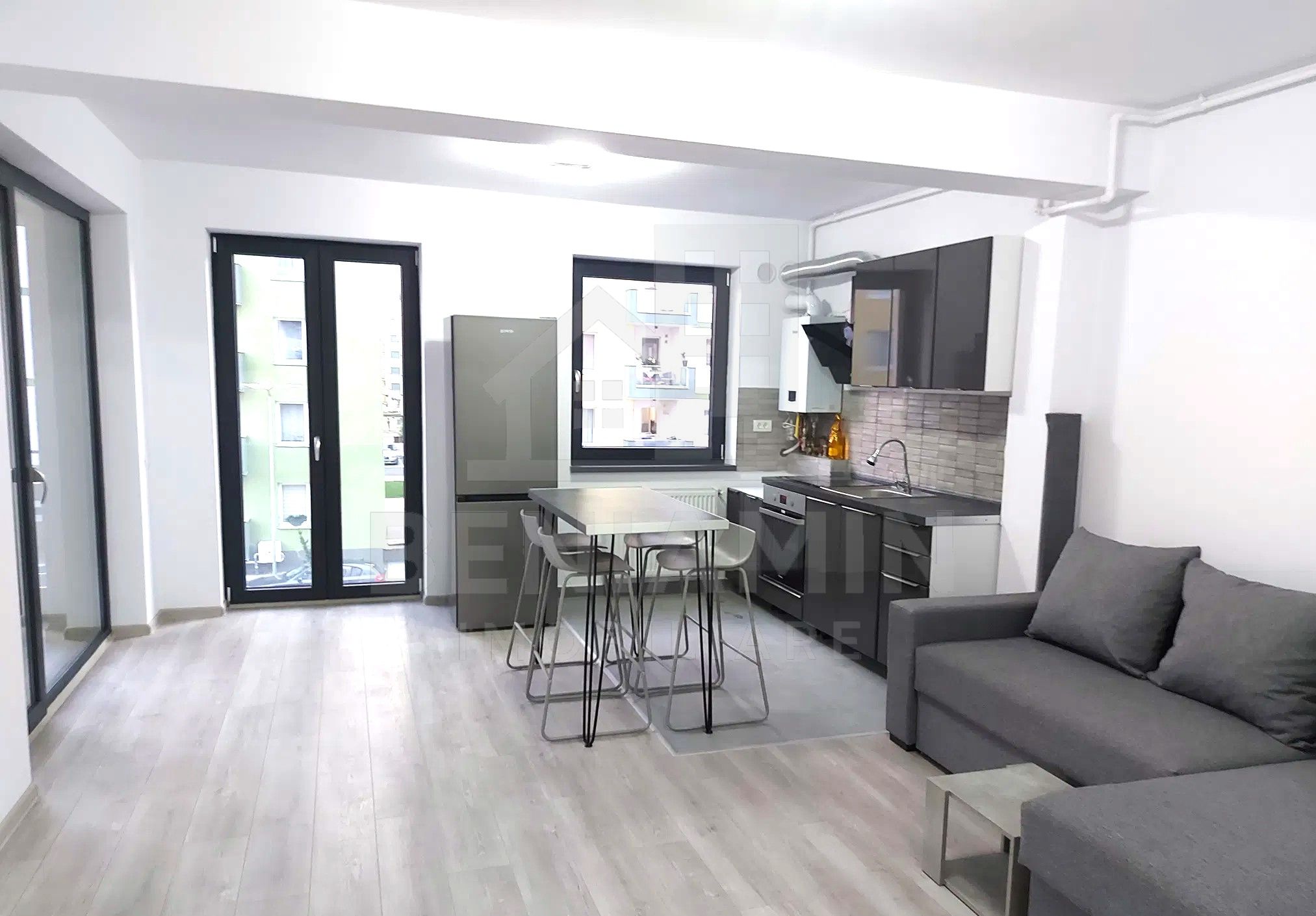 Apartament 2 camere - Platinum Residence - Coresi - Parcare 66.4mp