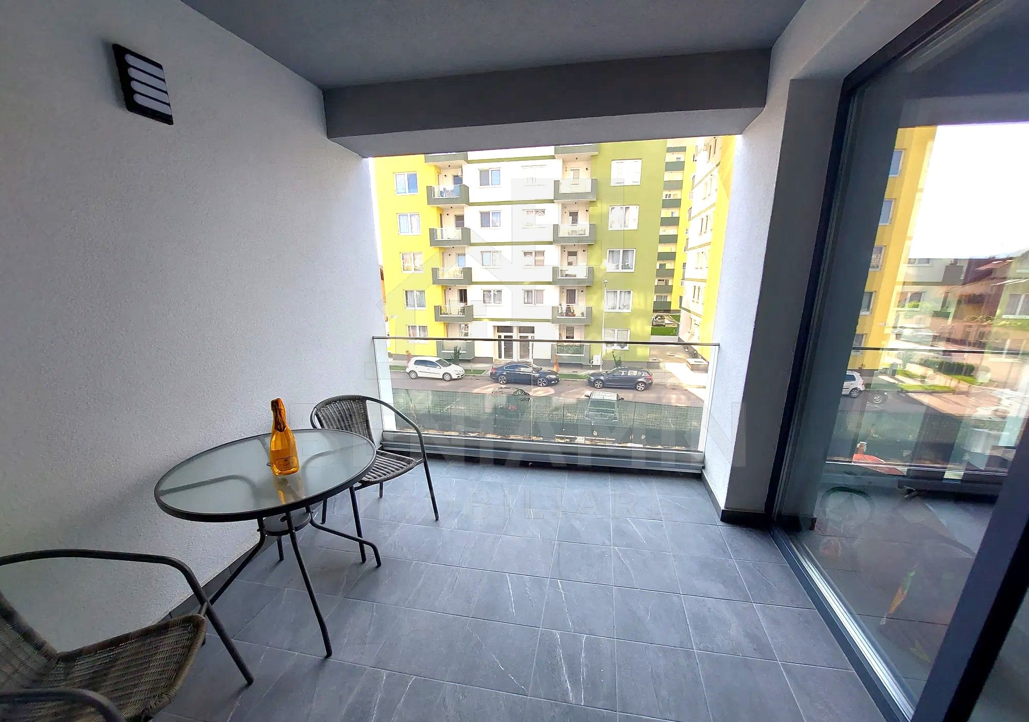 Apartament 2 camere - Platinum Residence - Coresi - Parcare 66.4mp — fotografia 5