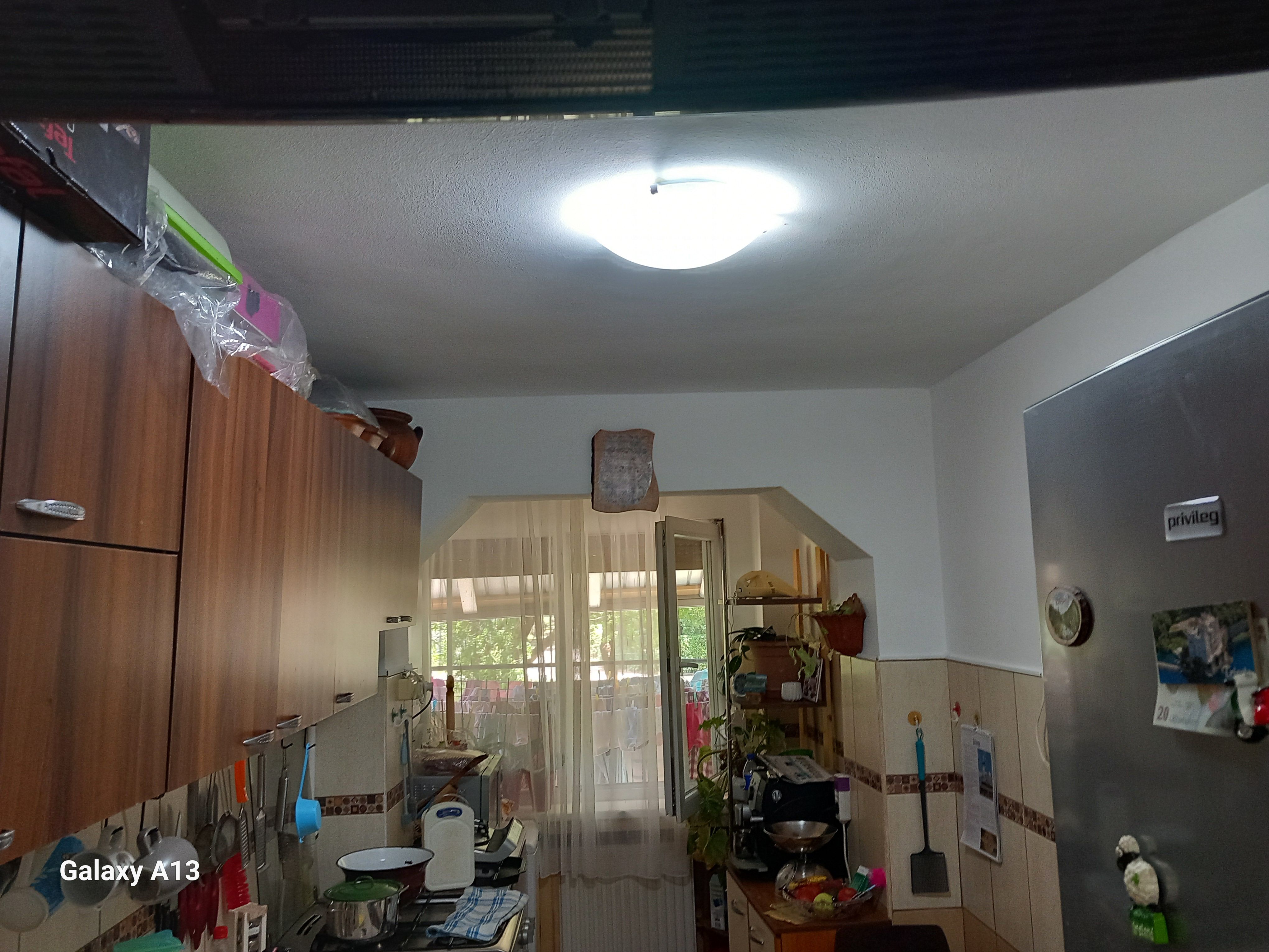 ageuropa.ro vinde ap 2 cam 46mp RENOVAT la PARTER în Micro 14. — fotografia 5