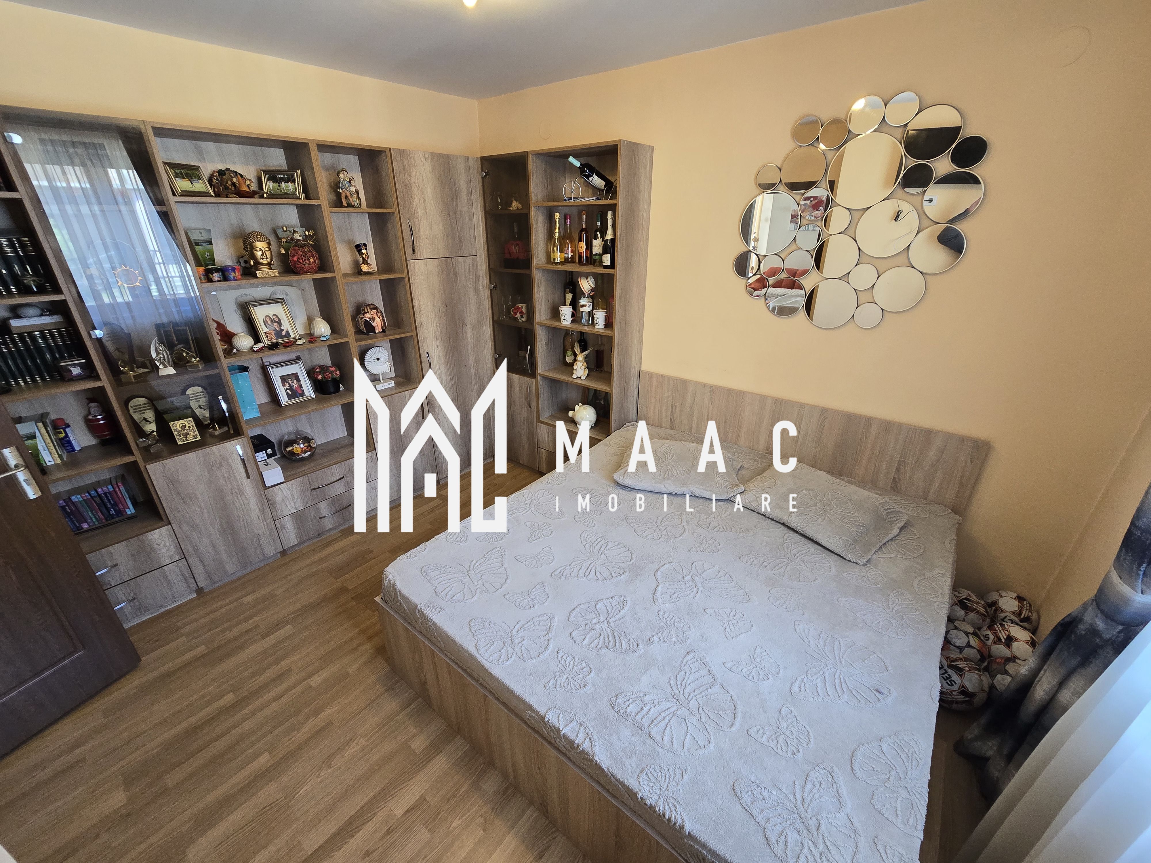 Vila 5 camere moderna 300 mp teren Zona Tineretului — fotografia 17