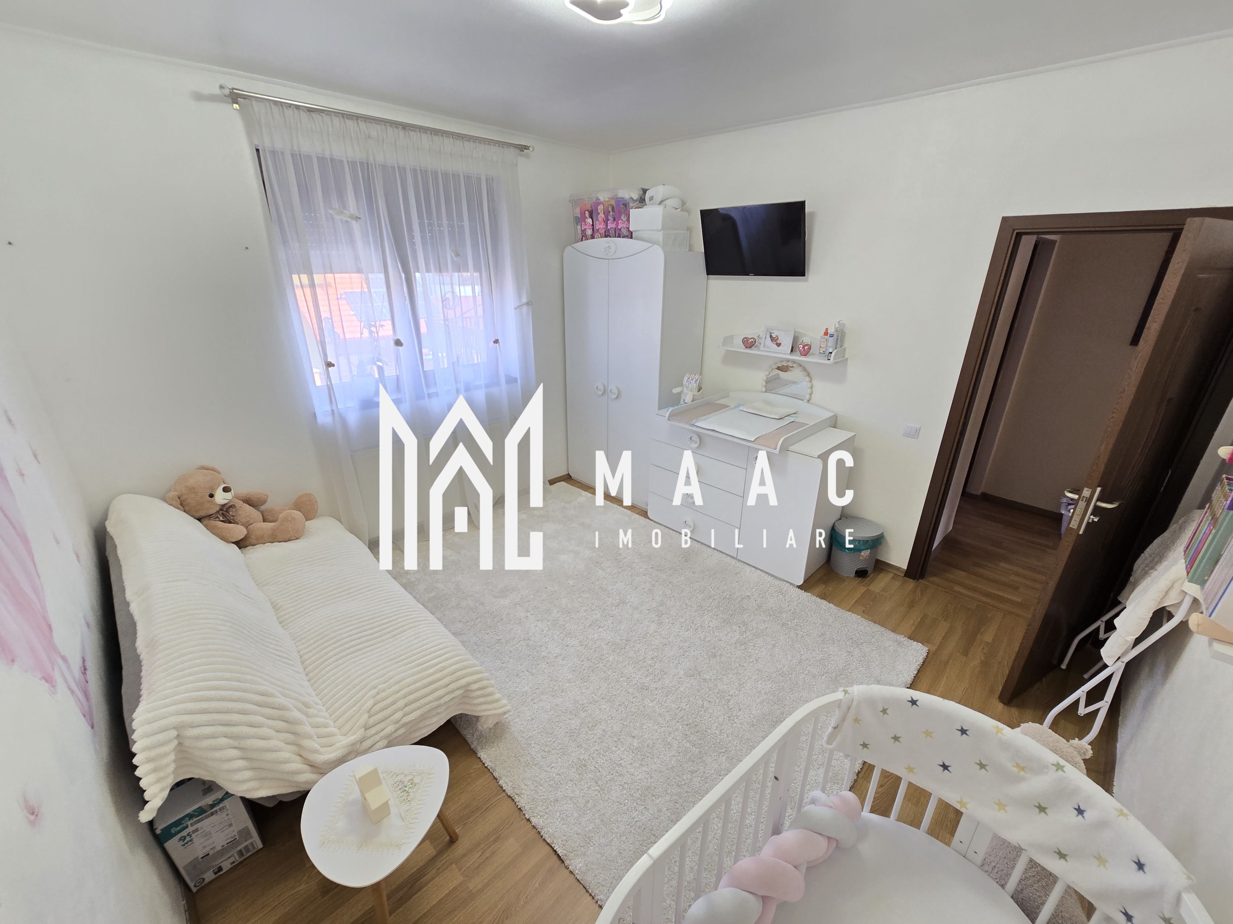 Vila 5 camere moderna 300 mp teren Zona Tineretului — fotografia 5