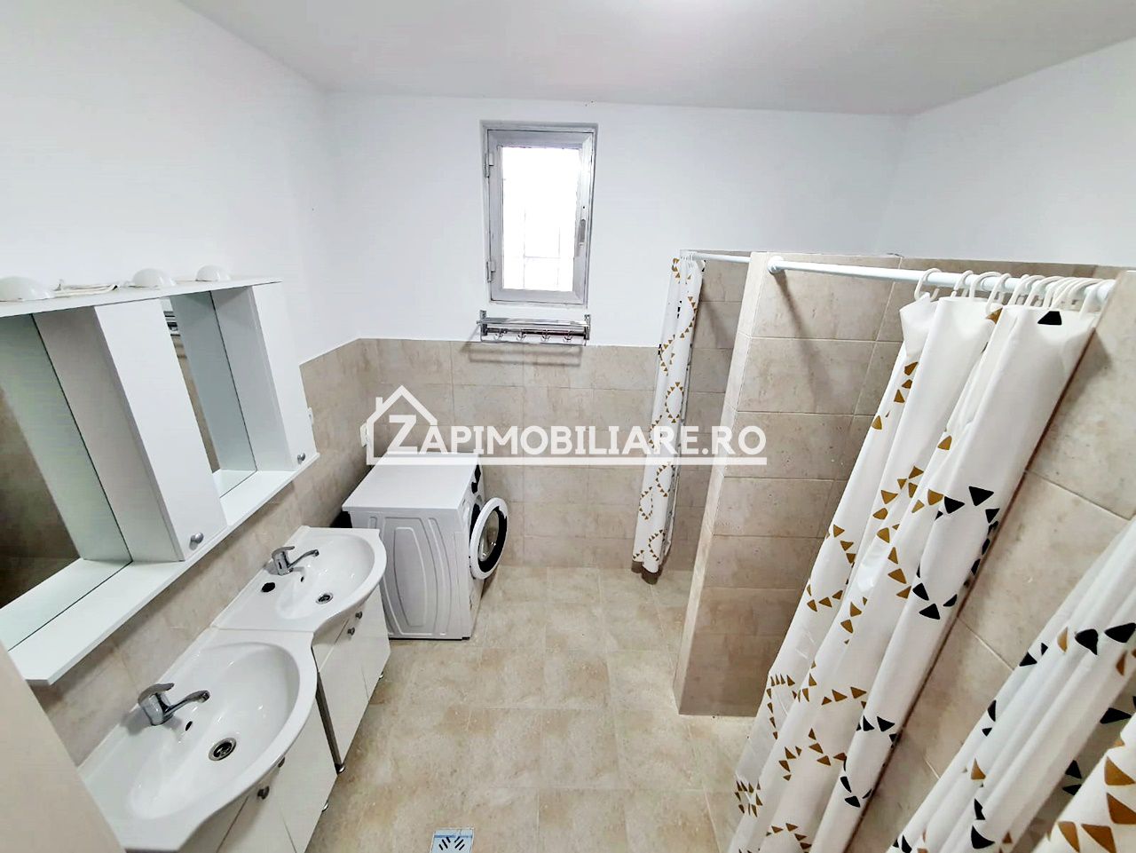 Cazare Muncitori,4 camere,2 băi,100 mp, 4 locuri de parcare — fotografia 6
