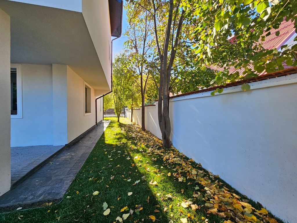 Vila individuala | Snagov | Langa padure | 310 mp | 5 camere | Finisaje noi — fotografia 9