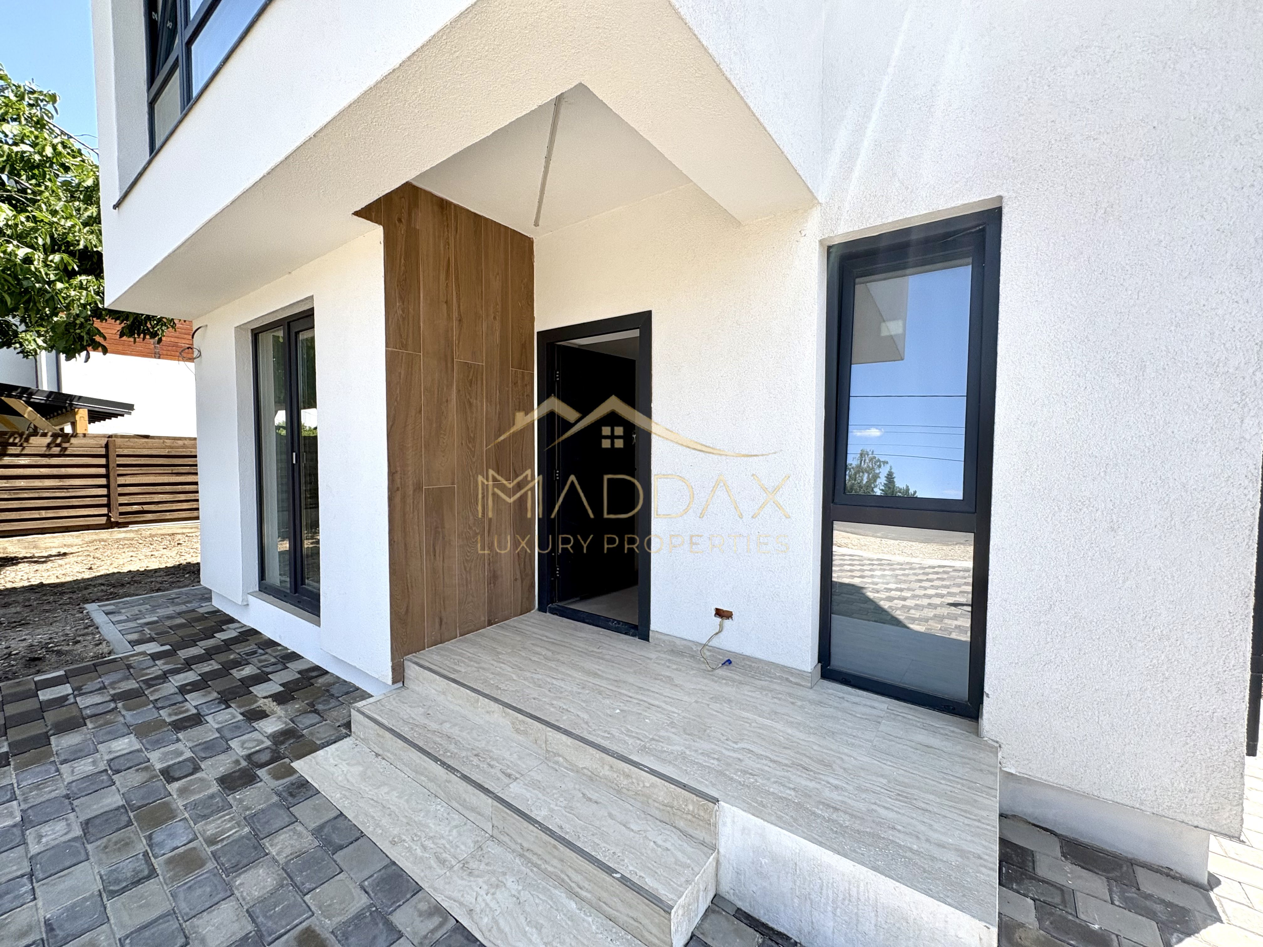 VILA PREMIUM cu 6 camere in TUNARI  P+1+M ~ Exclusivitate — fotografia 12
