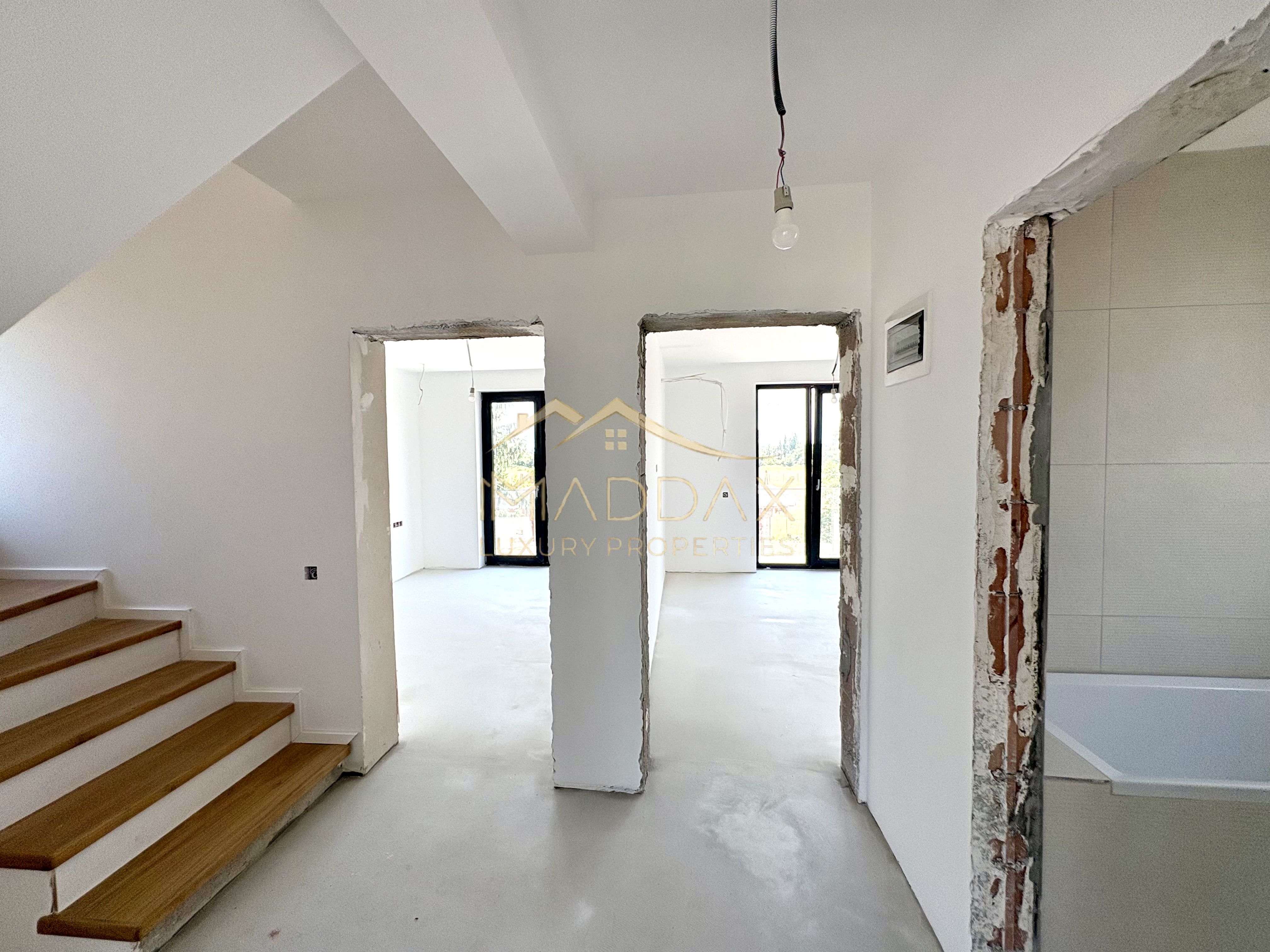 VILA PREMIUM cu 6 camere in TUNARI  P+1+M ~ Exclusivitate — fotografia 37