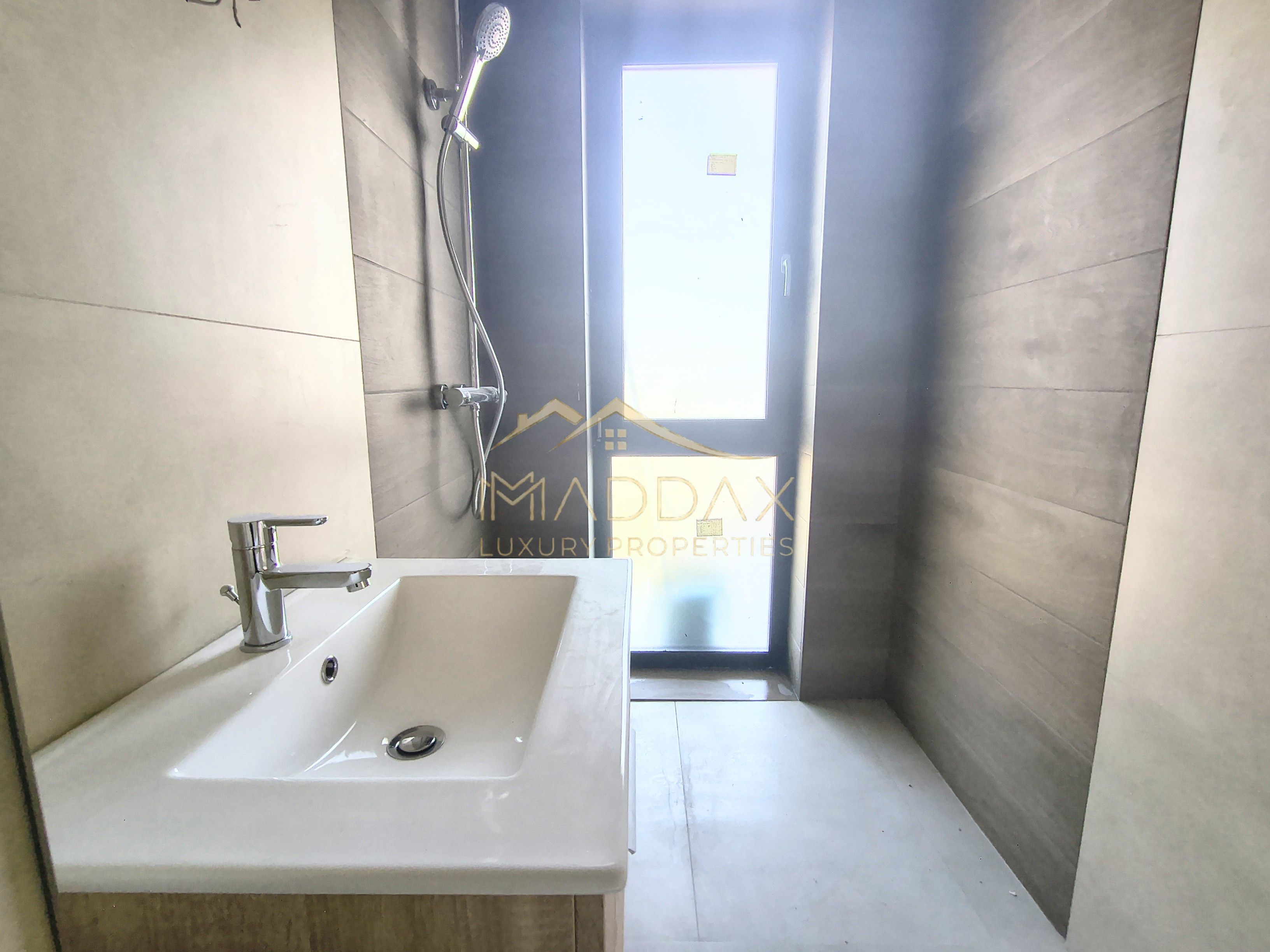 VILA PREMIUM cu 6 camere in TUNARI  P+1+M ~ Exclusivitate — fotografia 50