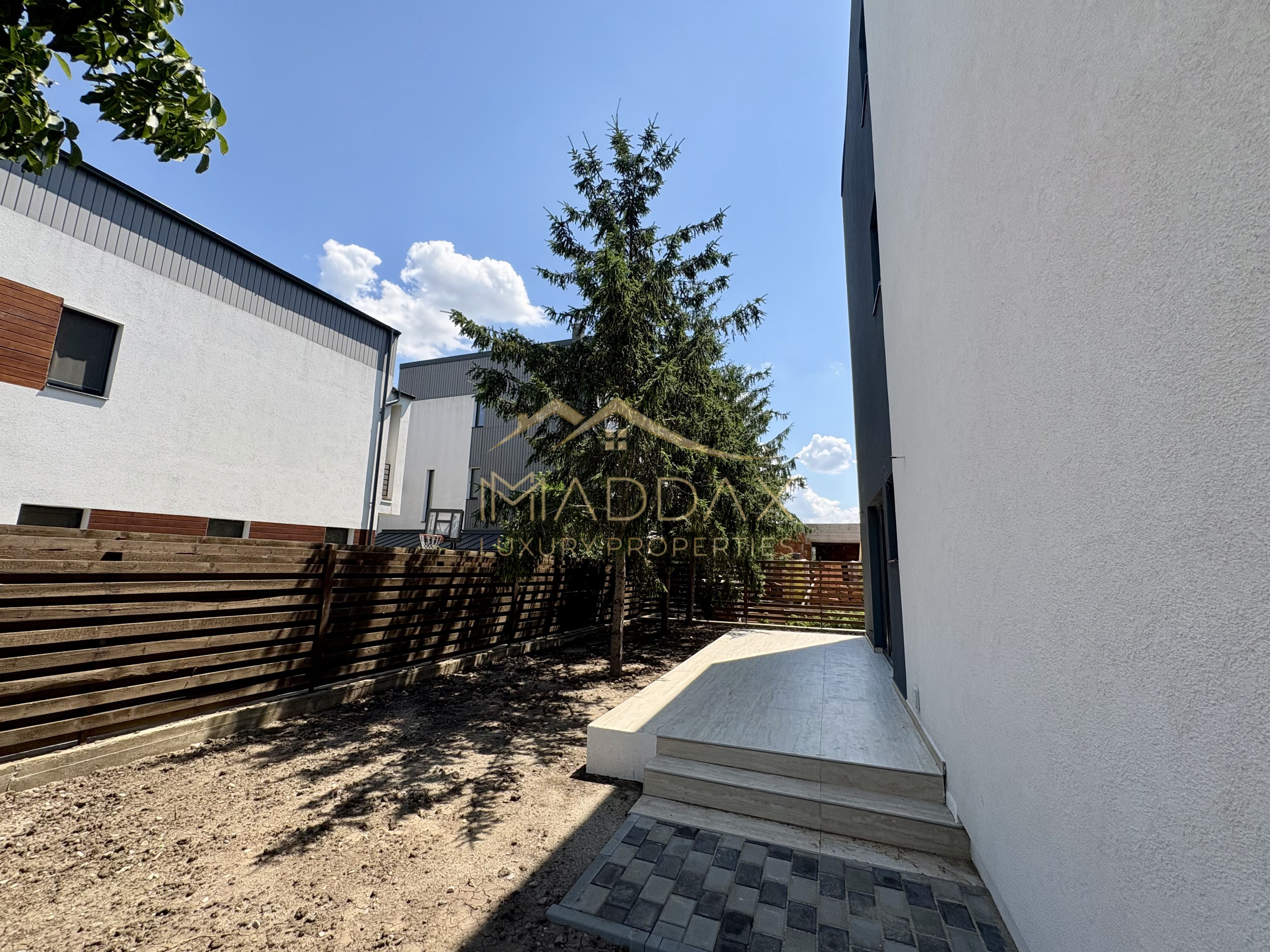 VILA PREMIUM cu 6 camere in TUNARI  P+1+M ~ Exclusivitate — fotografia 9