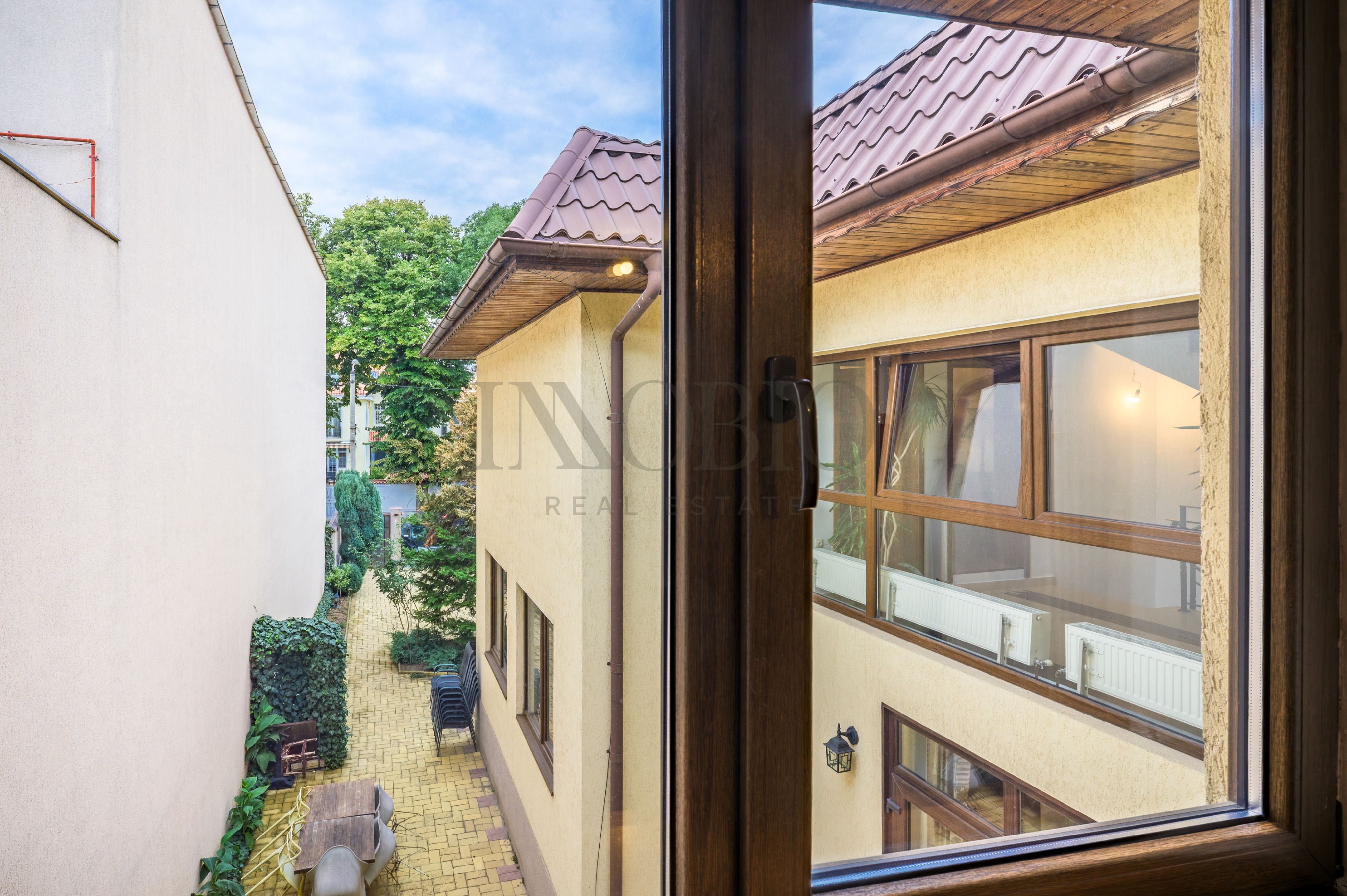 Vila proaspăt renovată Domenii | 7 camere | 4 locuri parcare — fotografia 4
