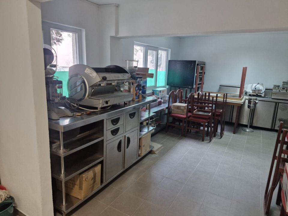 Spațiu Comercial Pizzerie — fotografia 10