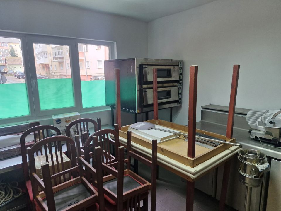 Spațiu Comercial Pizzerie — fotografia 8