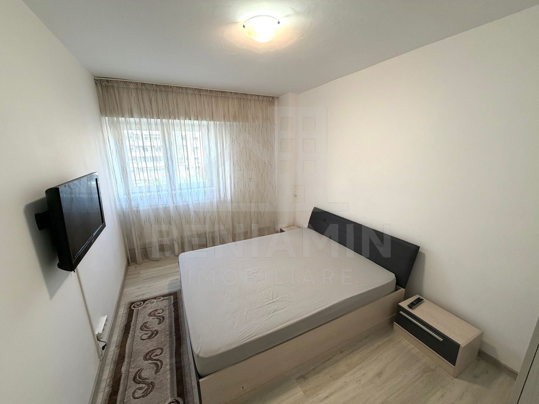 Apartament cu 2 camere decomandat Calea Bucuresti - Patria — fotografia 4