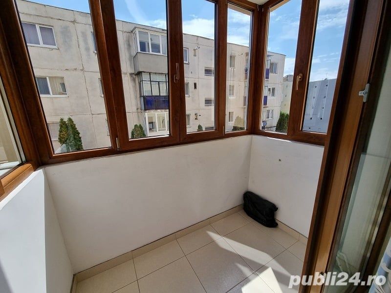 Apartament cu 3 camere — fotografia 3