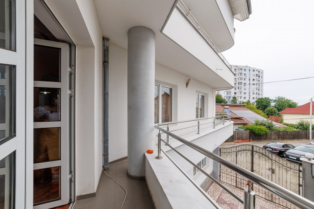 De inchiriat CASA spatioasa si curte proprie Gavana -Alunului — fotografia 17