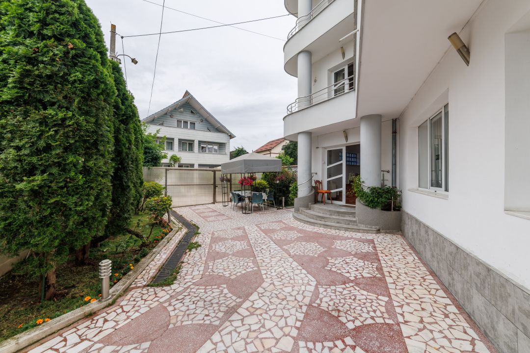 De inchiriat CASA spatioasa si curte proprie Gavana -Alunului — fotografia 3