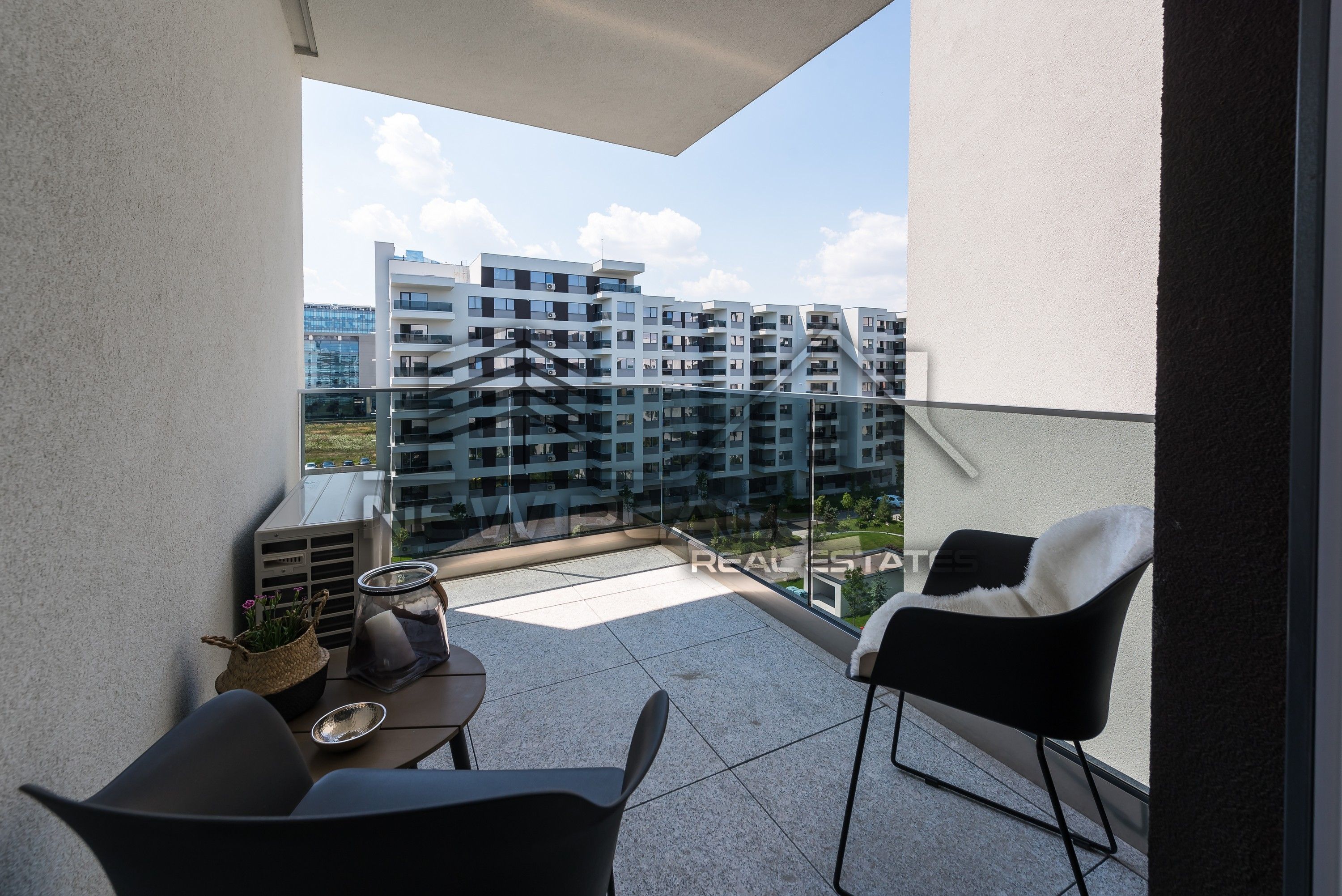 [VIDEO] 4City North | Apt exclusivist | Vedere curtea interioara | Lux — fotografia 17